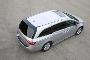 2013 Honda Odyssey - above