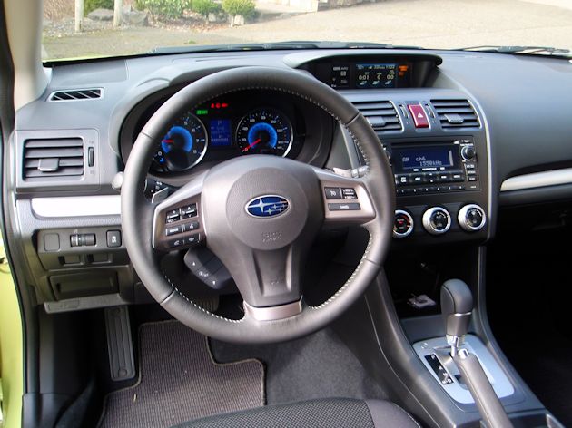 2014 Subaru XV Hybrid dash