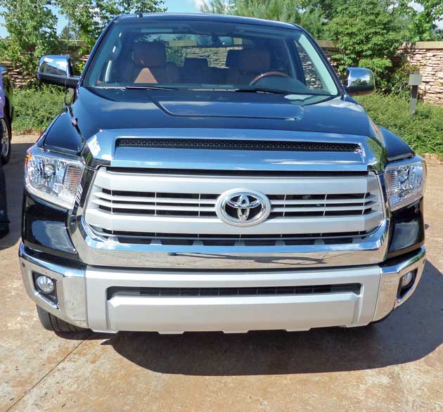 2014-Toyota-Tundra-Grille