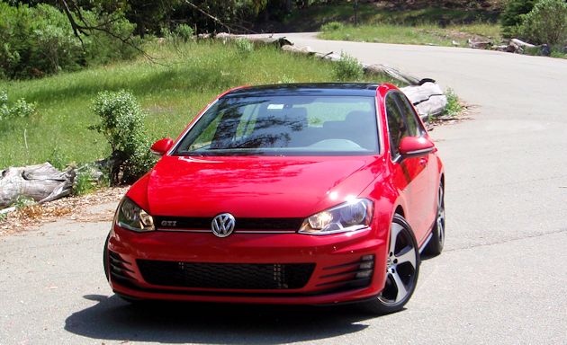 2014 Volkswagn GTI front