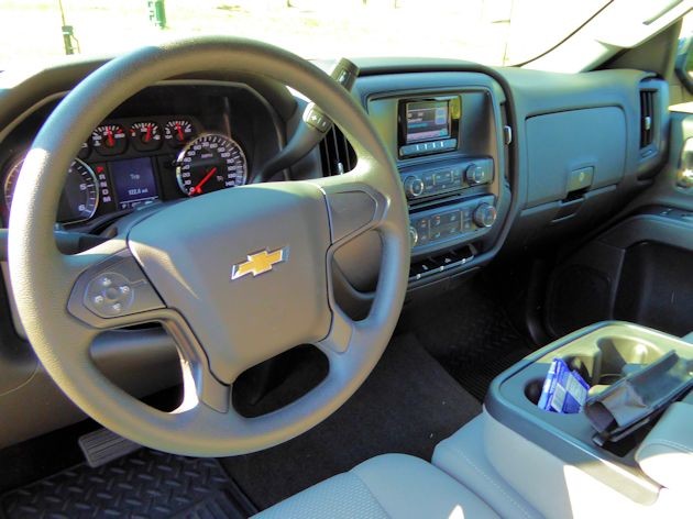 2015 Chevrolet Silverado dash 2