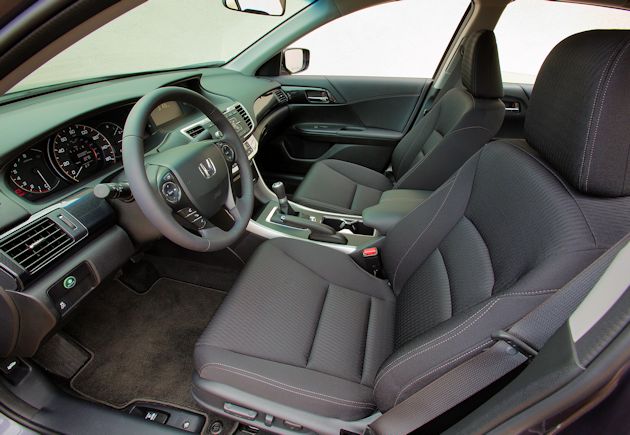 2015 Honda Accord Sport interior