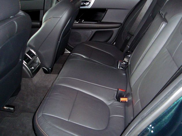2015 Jaguar XF 3.0 AWD rear seat