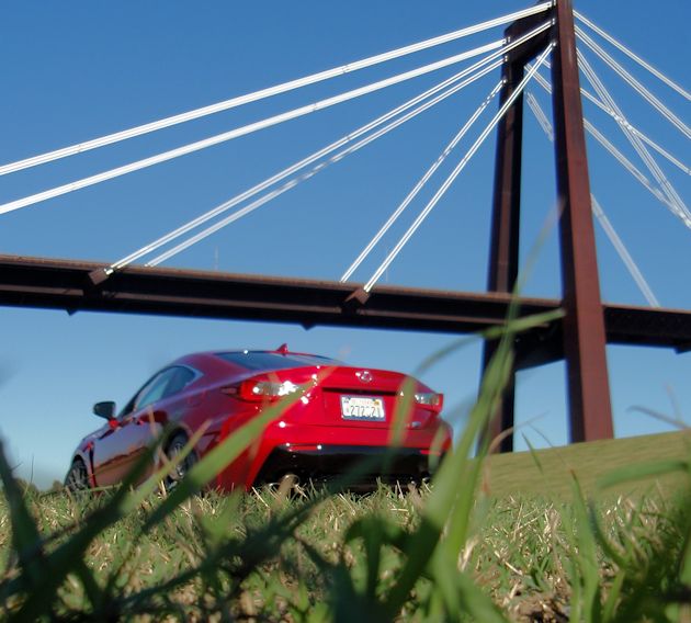 2015 Lexus RC F rear bridge