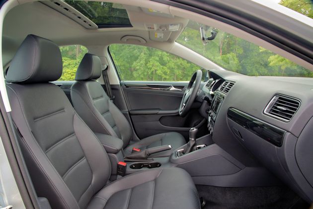 2015 VW Jetta TDI interior