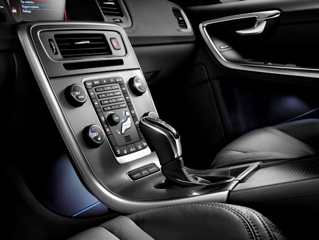 2015 Volvo cluster Drive-E. console