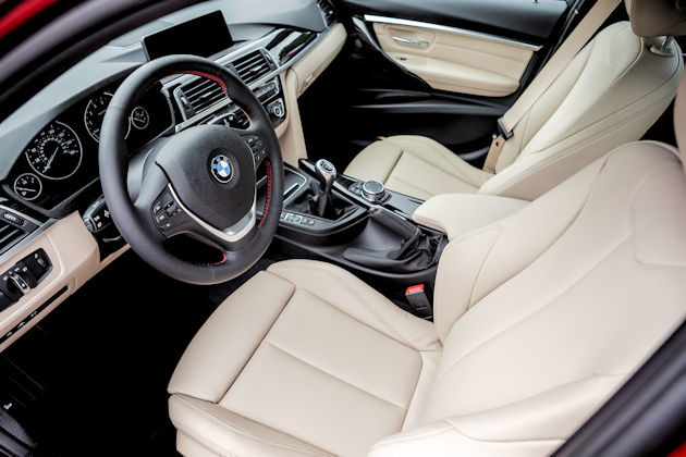2016 BMW 340i interior 2