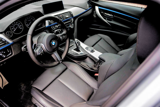 2016 BMW 340i interior