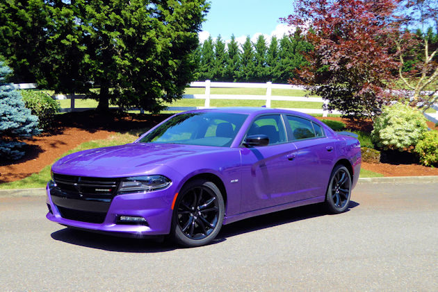 2016 Dodge Charger front q