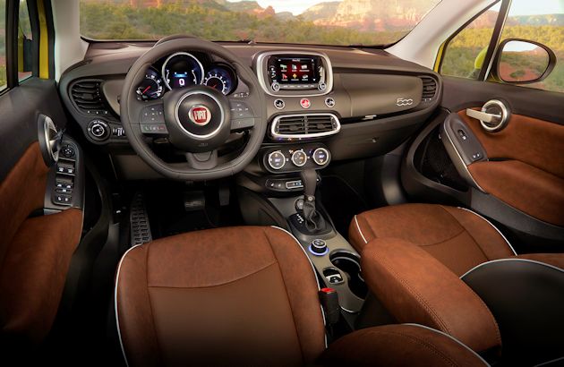 2016 Fiat 500X interior