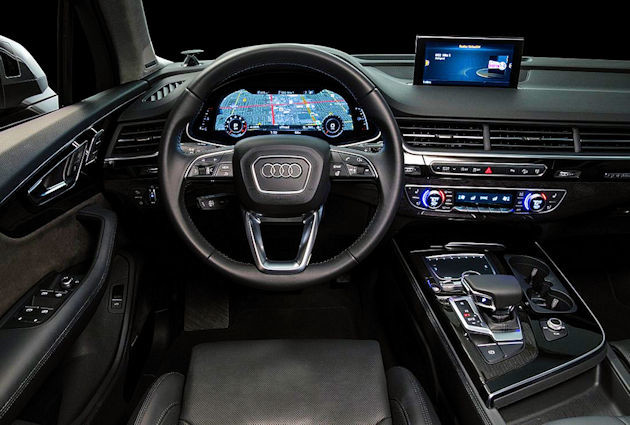 2017 Audi Q7 dash