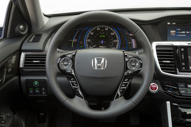 2017 Honda Accord Hybrid ip
