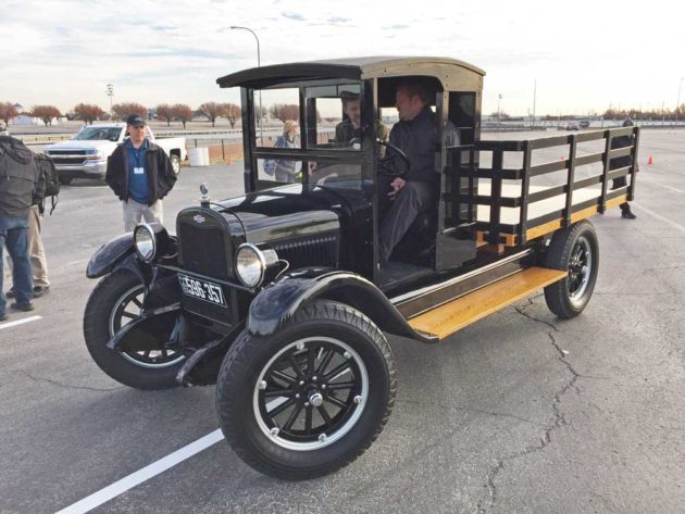 '26-Chevy-stake-bed