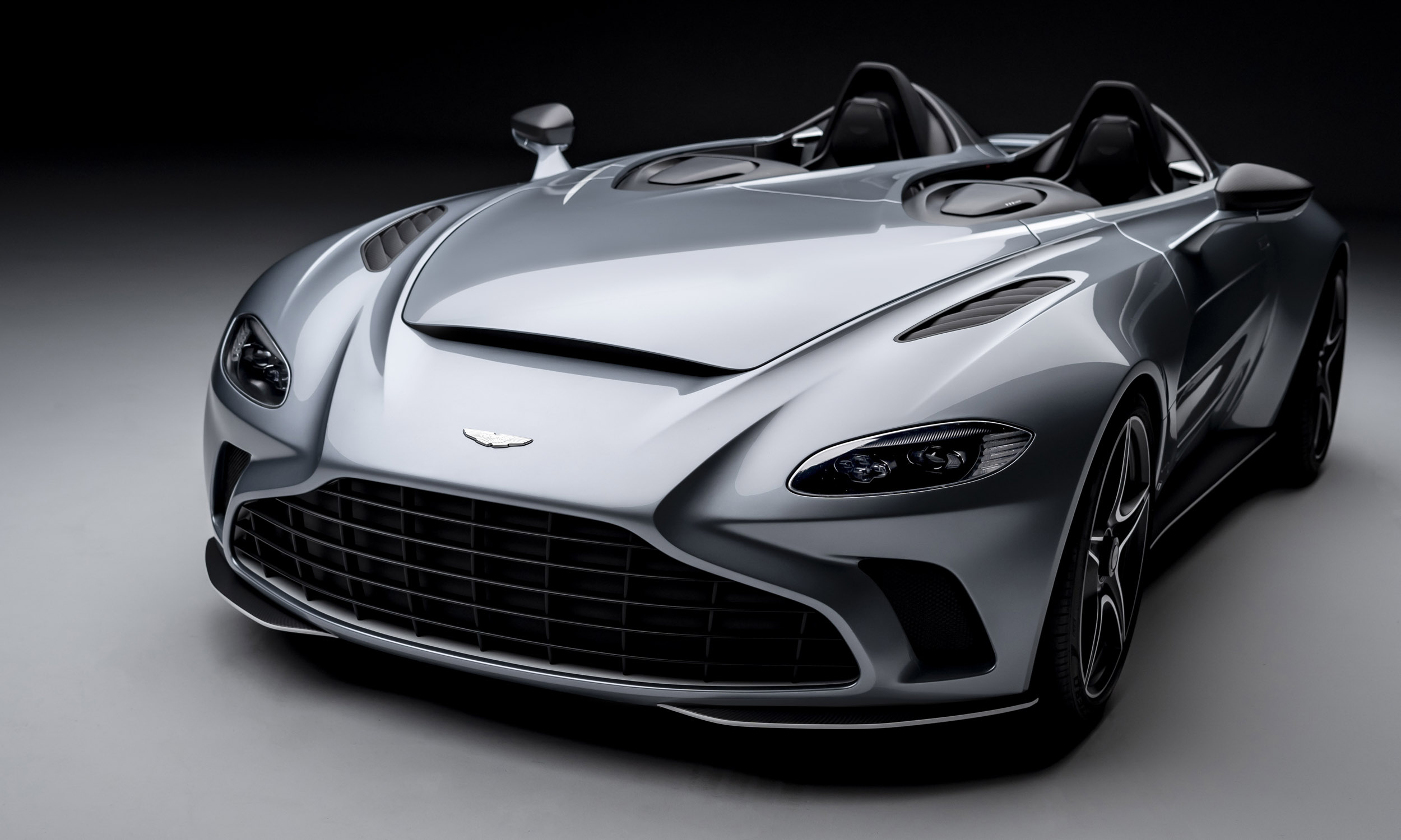 Aston Martin V12 Speedster: First Look