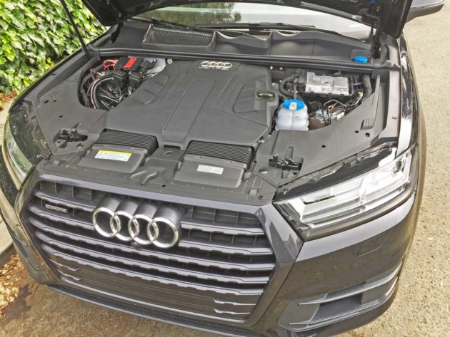 Audi-Q7-3.0T-Eng
