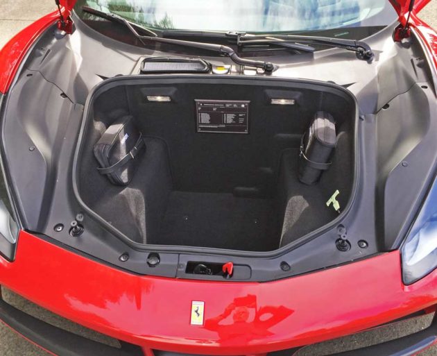 Ferrari-488-GTB-Boot