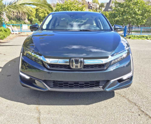 2018 Honda Clarity Plug-in Hybrid Touring Test Drive