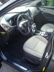 2013 Hyundai Santa Fe - Interior 1