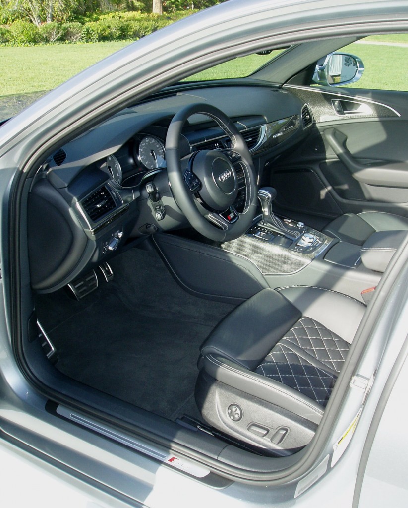 2013 Audi S6 - Interior