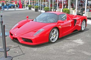 Red-La-Ferrari