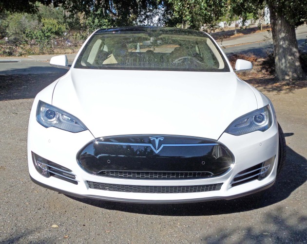 Tesla Model S P85+ Nose
