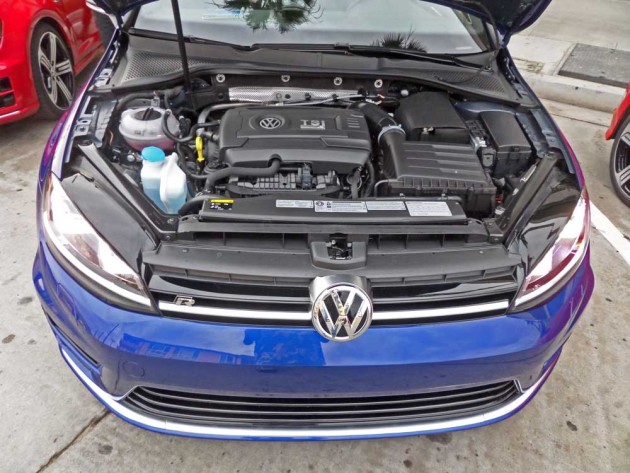 VW-Golf-R-Eng