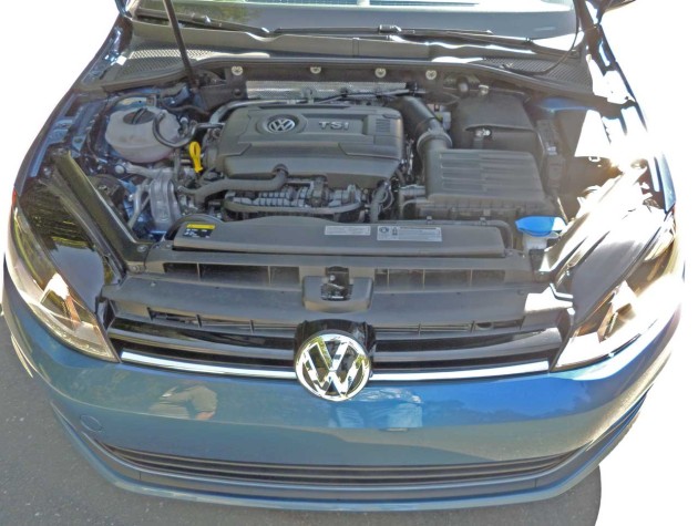 VW-Golf-TSI-Eng