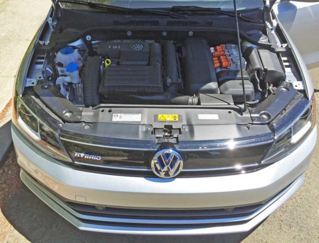 VW-Jetta-Hybrid-Eng